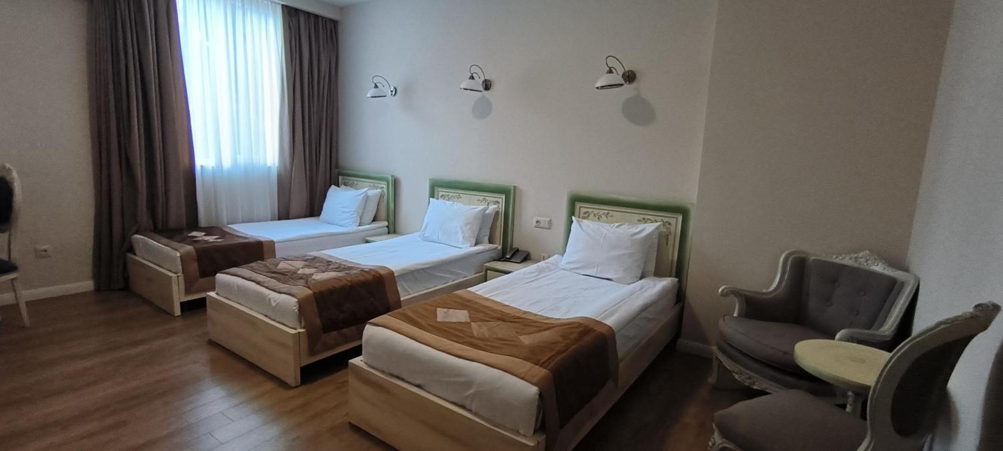 Prestige Palace - Esquisse Hotel Тбилиси Номер фото